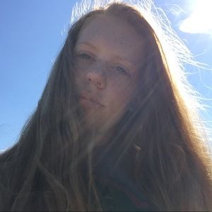 Meet your Posher, Elena